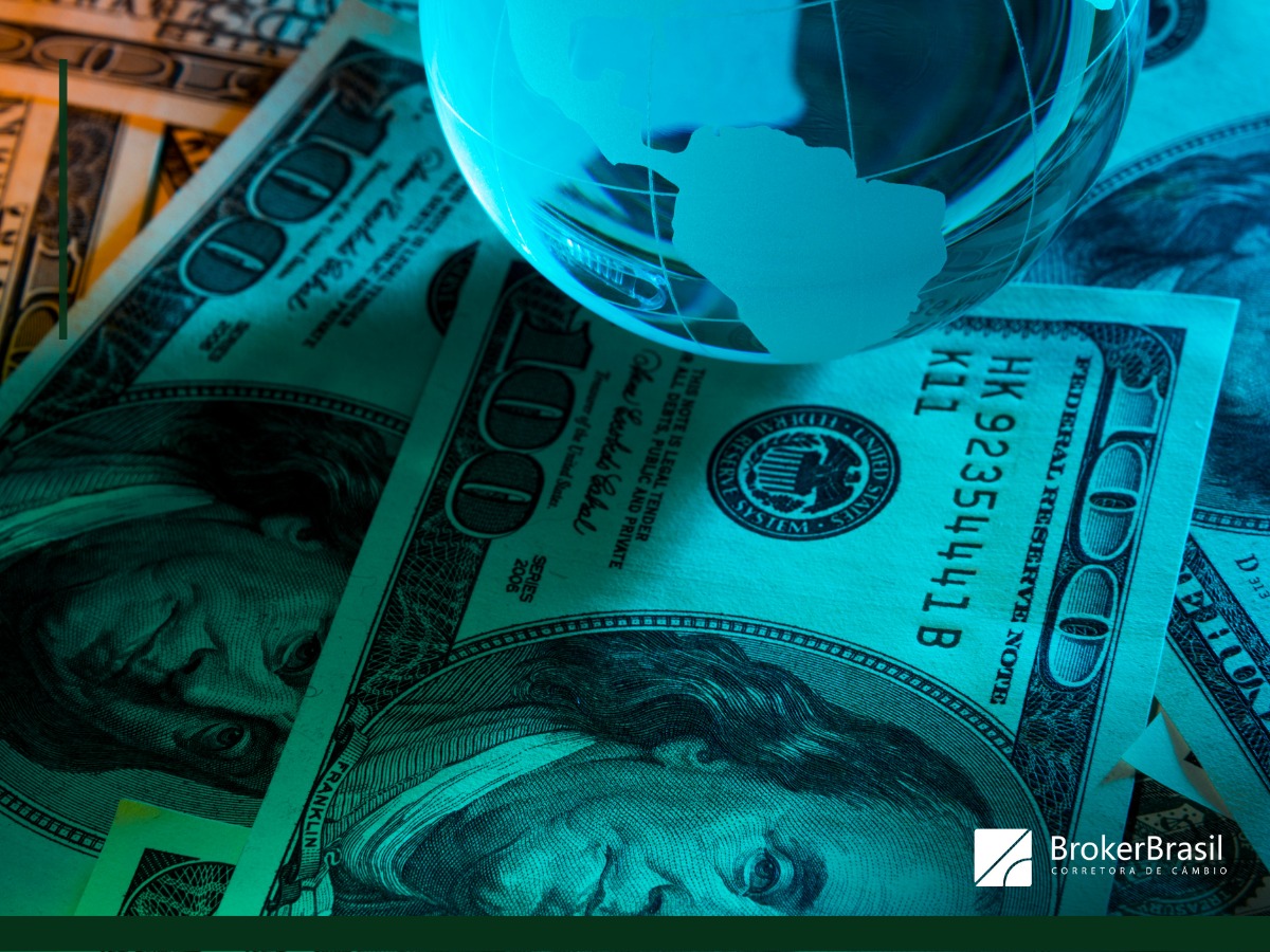 MERCADO VÊ FED AGRESSIVO, BOLSA TEM 6ª QUEDA E DÓLAR SE APROXIMA DE R$ 5